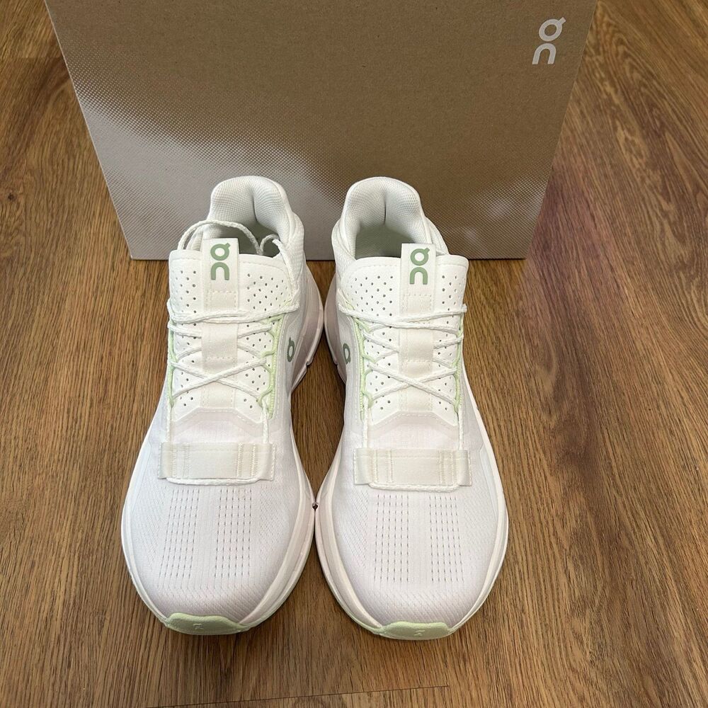 On CLOUDNOVA white sage lace up shoes sneakers women’s 7 new in box - Picture 7 of 8